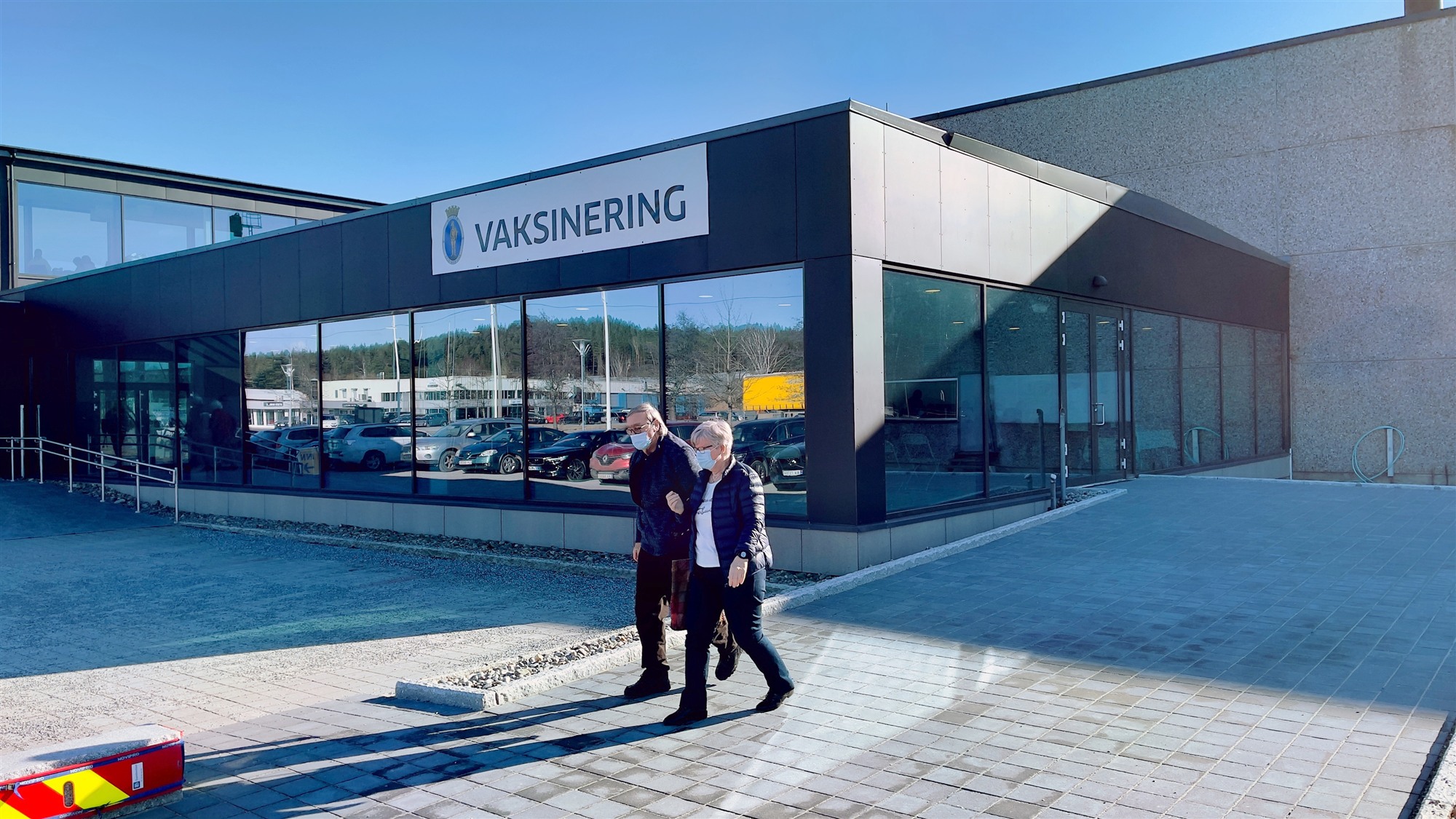 Fire døde, 12 761 smittede – og pensjonistene som kom tilbake for å vaksinere Halden
