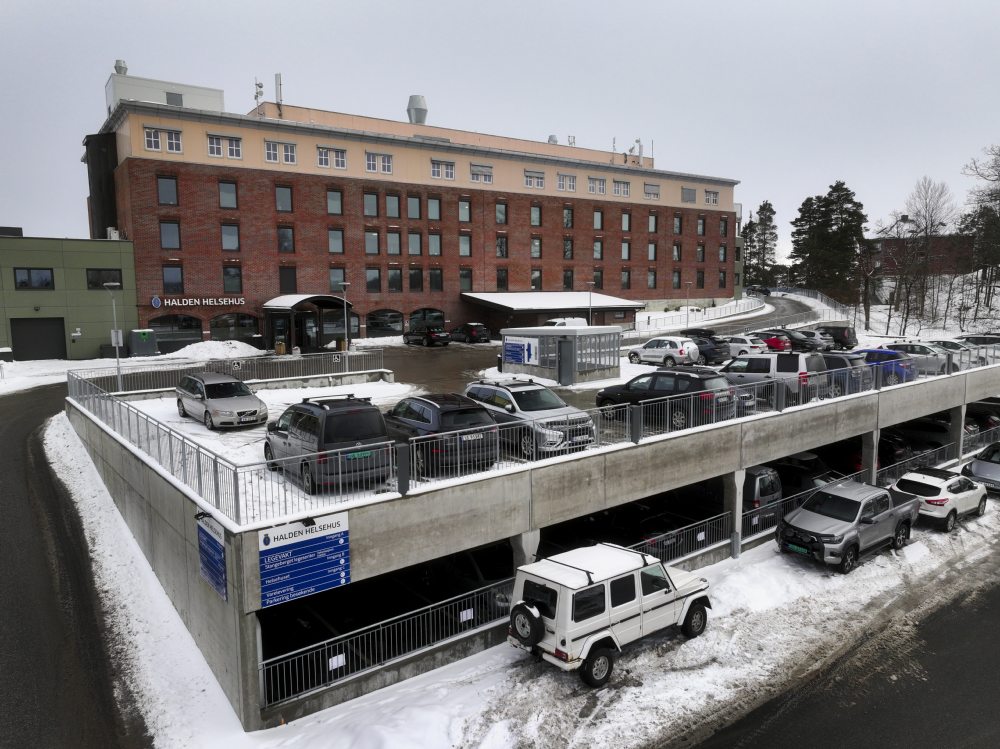Halden helsehus fra luften